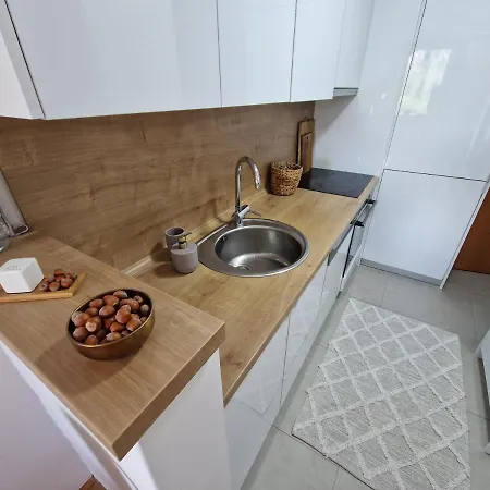 Dreams In Apartment *